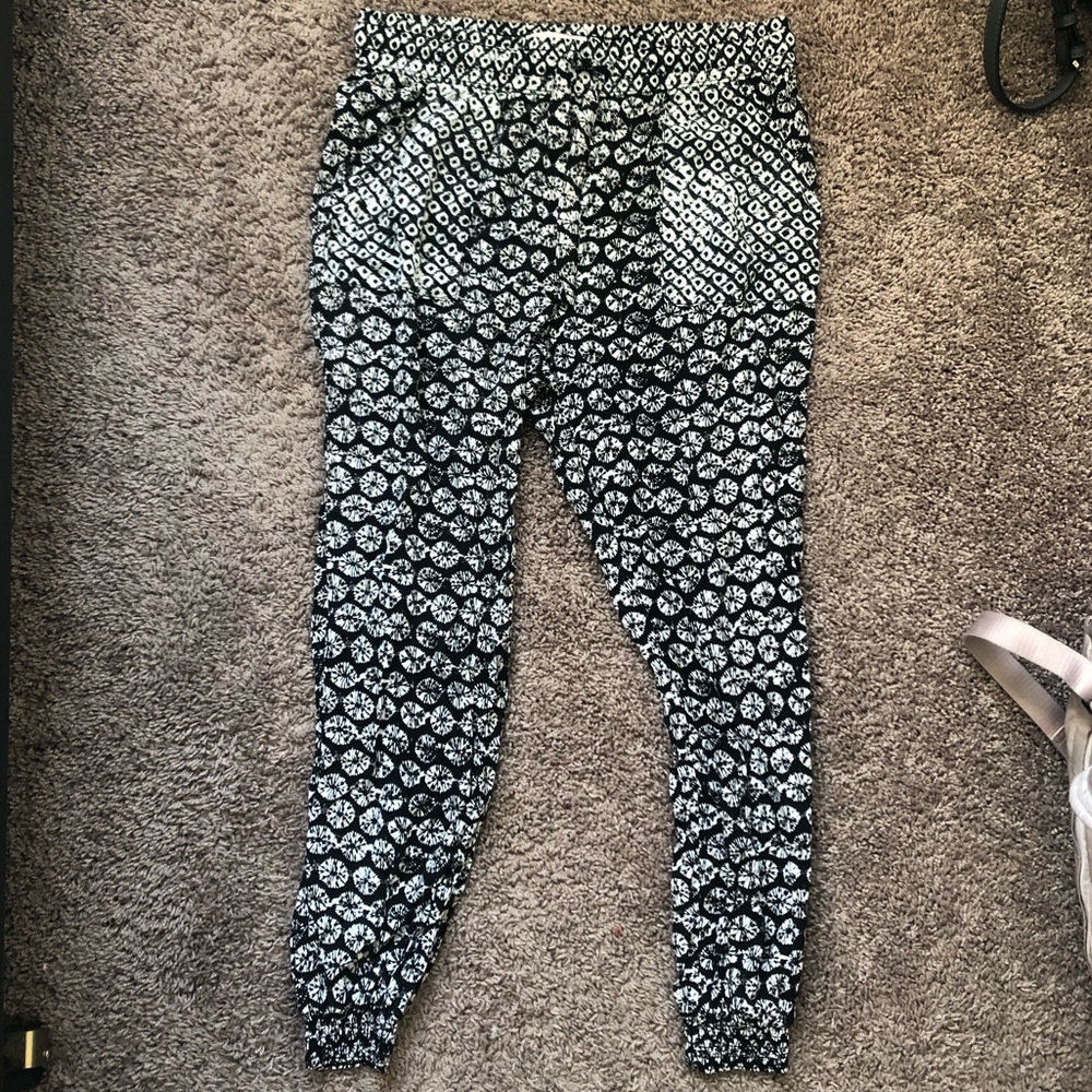 Black and White Printed Pants
